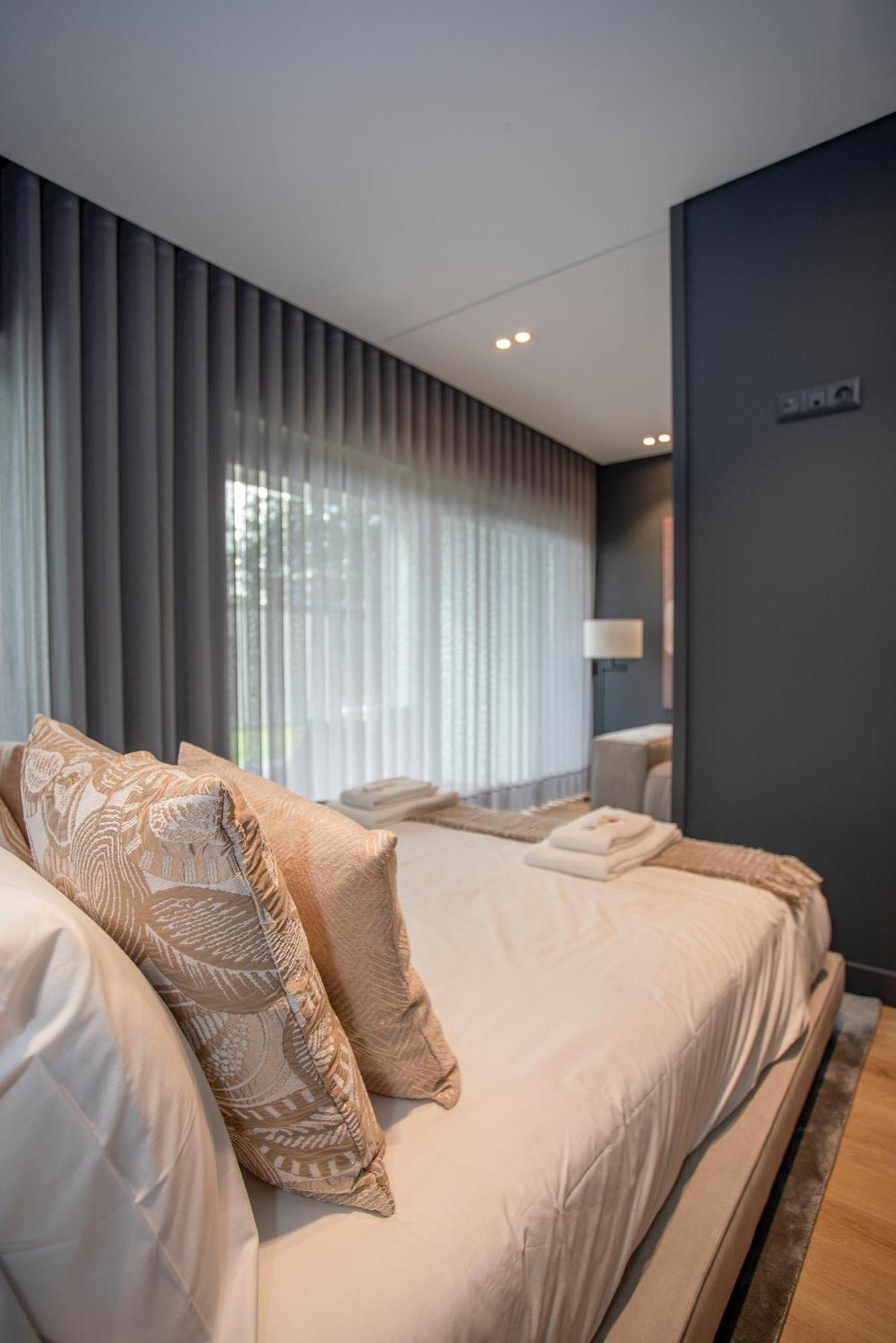 Liiiving In Porto - Dragao Pool View Apartment Bagian luar foto